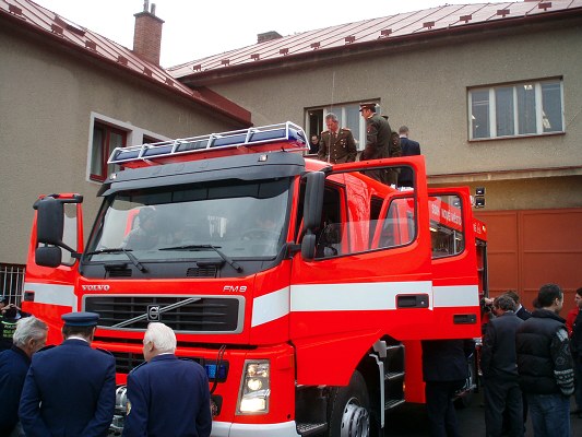 9.12. 2006 Předání Volva