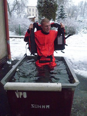 suchý oblek